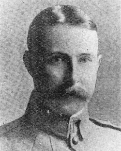 Photos de la guerre des Boers, Le lieutenant H.Z.C. Cockburn, Royal Canadian Dragoons, rcipiendaire de la Croix de Victoria pour bravoure  Leliefontein, le 7 novembre 1900. Archives du Royal Canadian Dragoons