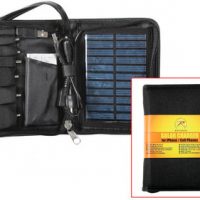 Deluxe solar charger for cell phones:: Chargeur solaire pour t
