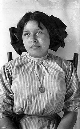 Viola James