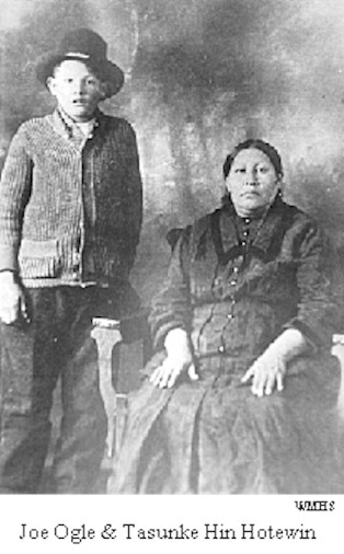 img36_p.jpg (45267 bytes)