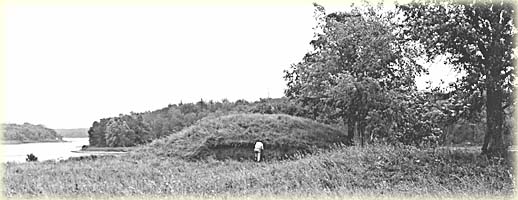 Un tumulus funraire des Bouclriens rcents de l'ouest
