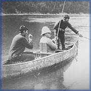 Un sportif et deux guides micmacs - 
Camp Harmony Angling Club