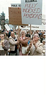 Southam News, Ottawa Citizen, Solange Denis protesting on Parliament Hill. (photo; Wayne Cuddingham) # 85-3138R3 .