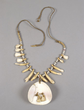 Necklace, © CMC/MCC, V-C-244
