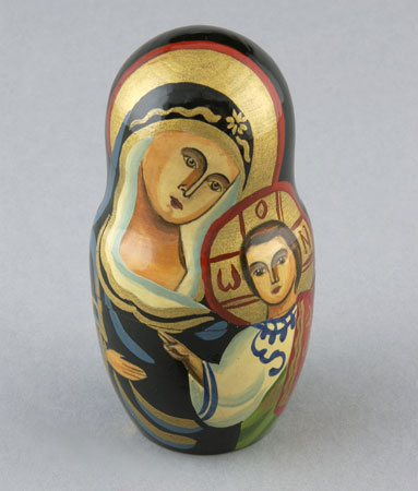 Nesting doll, © CMC/MCC, 94-811.3 a-b