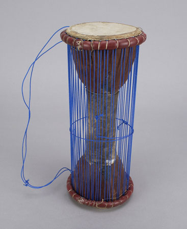 Tambour d'aisselle, © MCC/CMC, 2000.137.3.1
