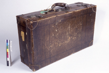 Valise, © CMC/MCC, 2002.155.1