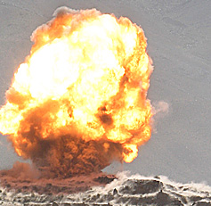 ISAF EXPLOSIVES DISPOSAL - Photo: Stephen Thorne/Canadian Press