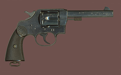 Image de la guerre des Boers, Le revolver Colt, calibre .455 New Service distribué initialement aux officiers et aux hommes du deuxième contingent puis à tous ceux les soldats. CWM AN2000066-001