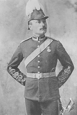 Images de la guerre des Boers, Le lieutenant-colonel F-L Lessard, commandant du Royal Canadian Dragoons en Afrique du Sud, de mars à décembre 1900. MCG, photo au dossier