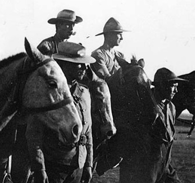 Boer War Photo, Stetson Hat - Except for Canada's First Contingent, which wore cork helmets, the Stetson was issued to all Canadian units sent to South Africa. It became the piece of uniform most readily identified with Canadians, and served to distinguish them from other imperial troops serving in the British Army in South Africa. NAC C007986