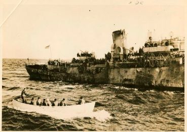 HMCS Trillium Crowded with Survivors