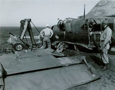 Fairey Firefly Crash, HMCS Warrior