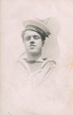 Thomas Hayes, Royal Naval Reserve, Newfoundland, HMCS Niobe