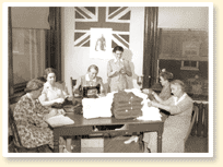 Volunteers make warm clothing to send to military personnel on the fighting front - NFB WR-3031 - CWM Reference photo collection