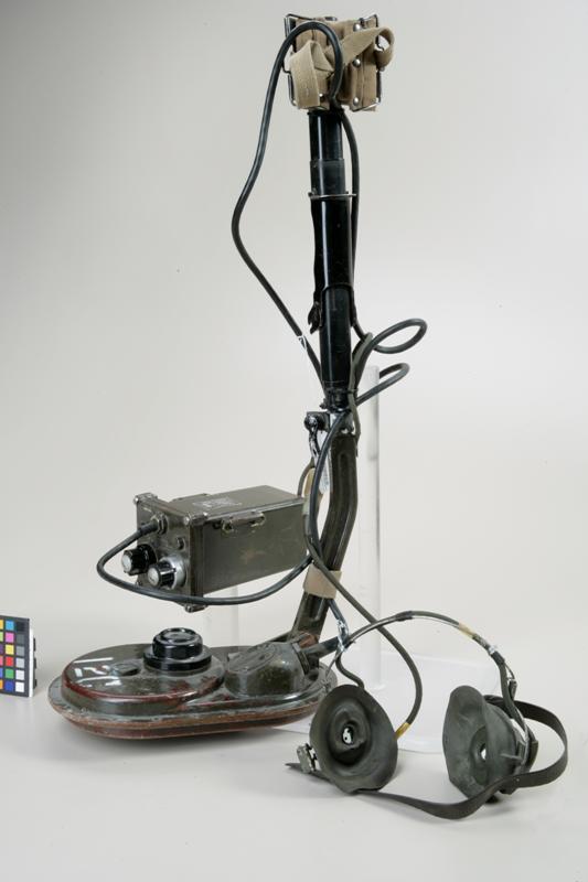 mine detector | Canadian War Museum