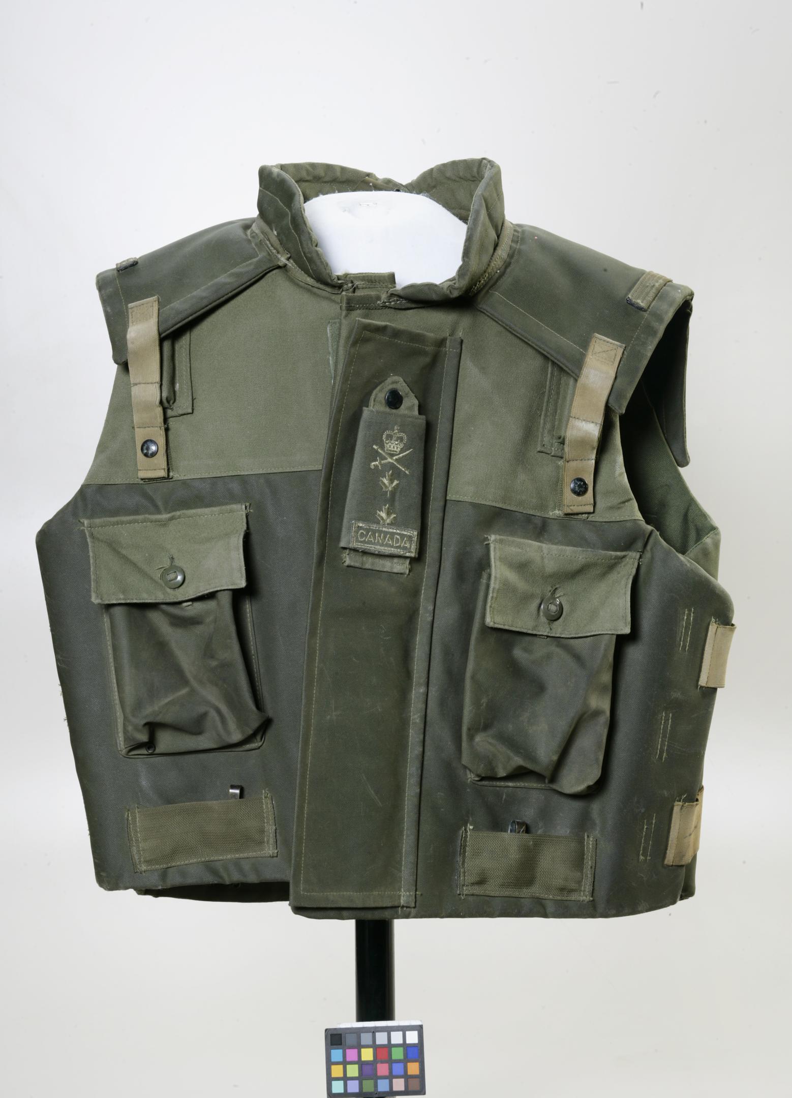 VINTAGE 1969 USGI VIETNAM WAR FLAK FRAGMENTATION VEST