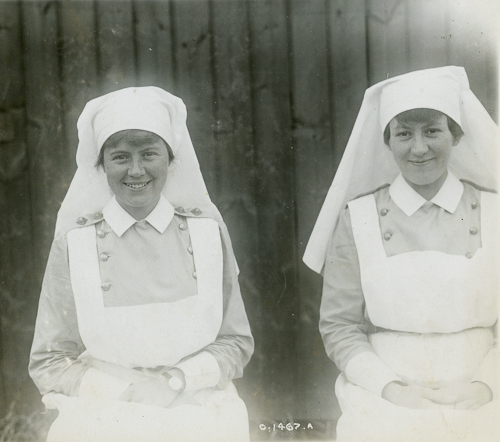 Nursing Sisters Apron — Photo