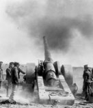 A Large Naval Gun, Vimy Ridge, April 1917 ; First World War - CWM Photo Reference Credit Public Archives of Canada