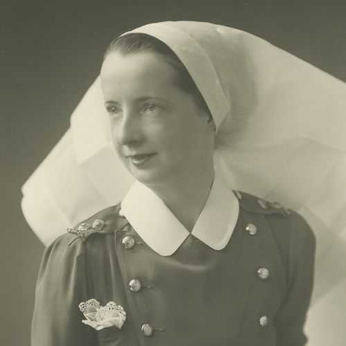 An old photo of a woman in a nurse's uniform, taken in Ottawa at the Canadian War Museum.