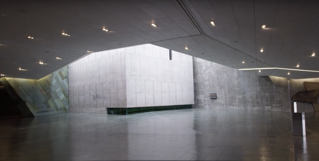 Remembrance: Memorial Hall | Canadian War Museum