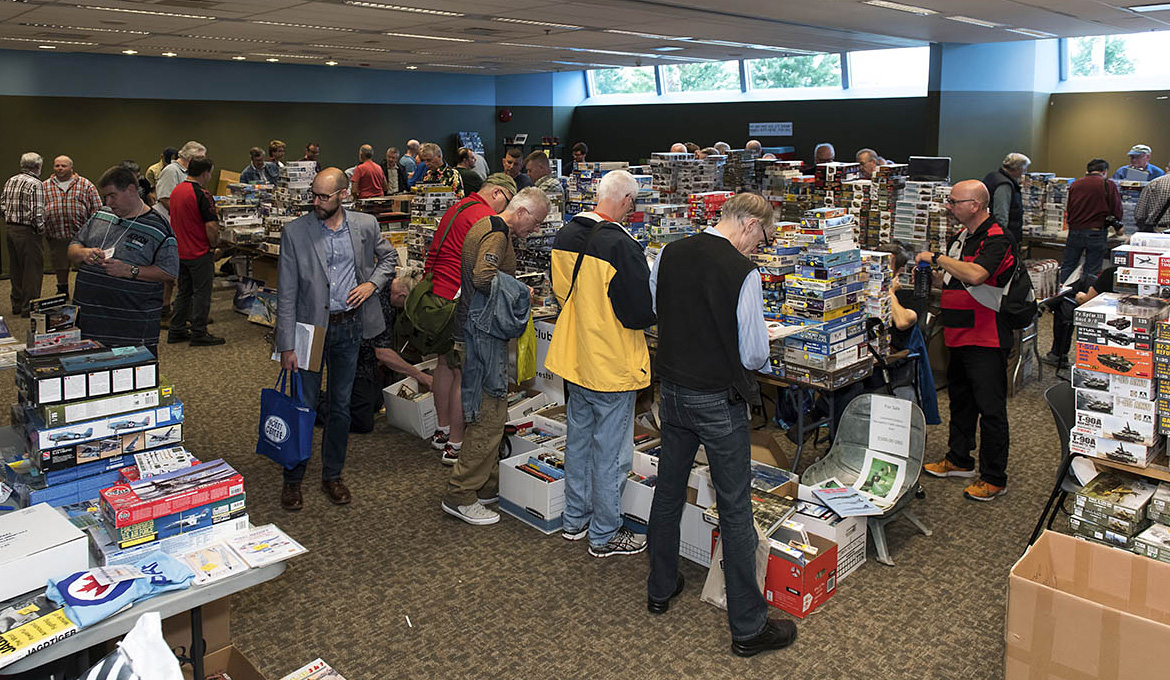 Selling plastic models